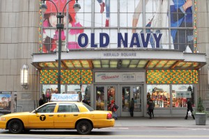 【アメリカ】GAPのブランドOld Navy、女性向けプラスサイズジーンズの価格設定が批判の的に
