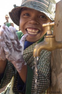【プレスリリース】国際NGOウォーターエイド・H&Mコンシャス財団が 途上国の学校の「安全な水と衛生」のために連携