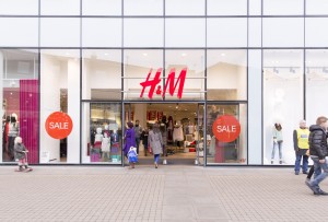 【スウェーデン】H&M、持続可能なファッションの実現に向けた循環型のデニムを公表