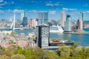 【オランダ】世界初、ロッテルダムがリサイクルプラスチックによる道路舗装を検討