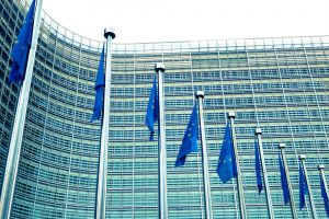 【EU】欧州委、商品取引の投機を規制するEU規則案を採択。トレーダーと事業会社双方の取引量に上限設定