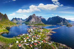 【ノルウェー】金融大手ストアブランド、運用Skagenの買収計画を発表