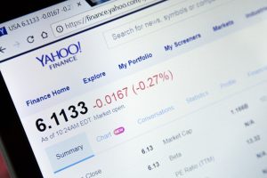【アメリカ】Yahoo! Finance、上場企業2千社に関しSustainalyticsのESGスコアを掲載。一般公開開始