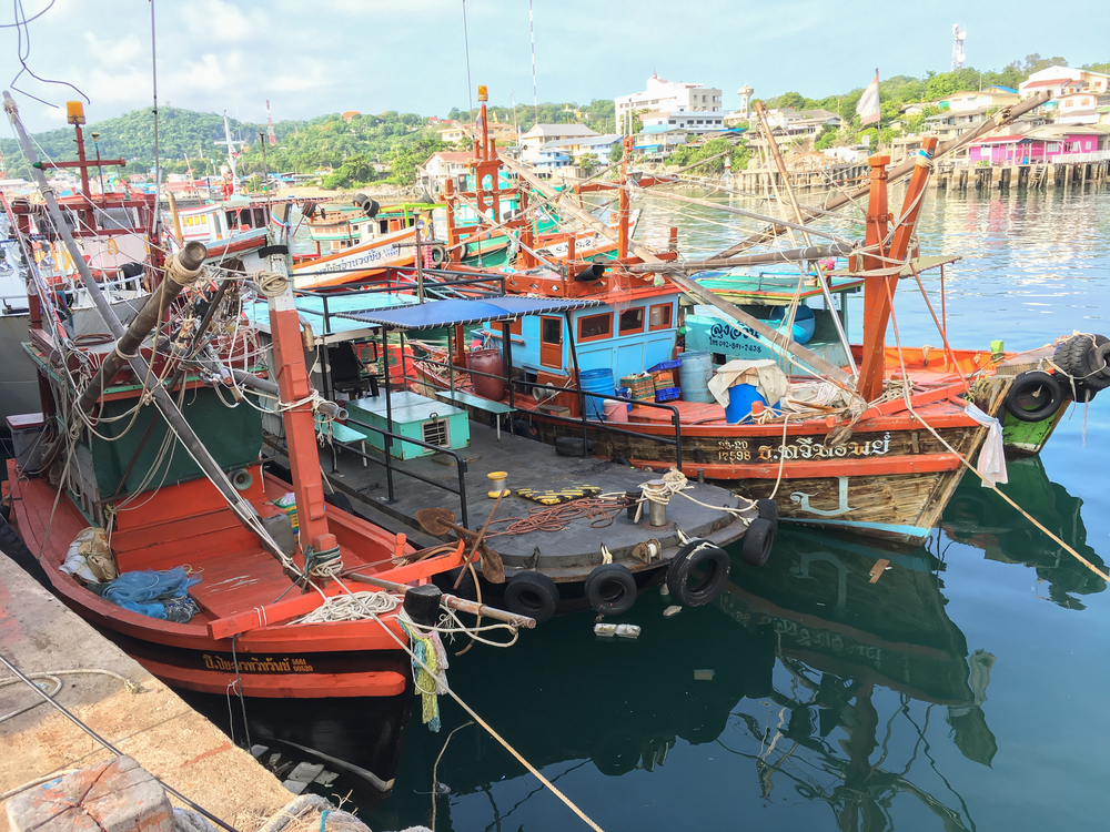 【タイ】ILO、タイの漁業・水産加工業における移民労働者の実態調査結果を発表。人権侵害多い 1