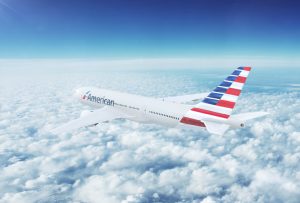 【アメリカ】アメリカン航空、プラスチック製ストローとマドラー使用を今年中に廃止