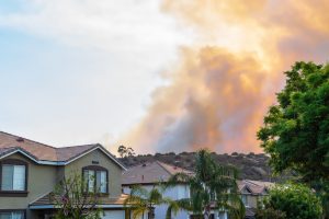 【アメリカ】カリフォルニア州、大規模山火事が同時発生。焼失規模が同州史上最大