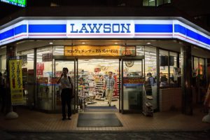 【日本】ローソン、SAPのサプライチェーン管理ツール導入により食品廃棄物56%削減を実現