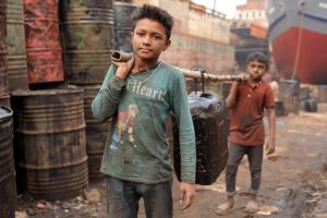 【南アジア】ILOと英国政府、南アジアでの児童労働撲滅で連携。データ収集や実効的アプローチ開発