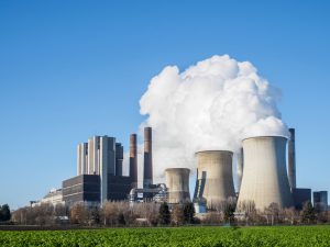 【ドイツ】政府諮問委員会、2038年までの石炭火力発電全廃を答申。業界団体や労働組合側も合意