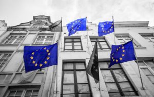 【EU】欧州議会委員会、欧州監督機構の改革法案可決。金融機関へのESGリスク監督を強化