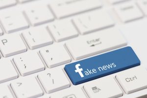 【イギリス】下院特別委員会、偽情報問題でフェイスブックを「デジタル悪党」と非難。政府に法規制強化要請