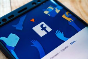 【アメリカ】フェイスブック、ロシア関連の偽アカウント118件を強制削除。政治煽動図る