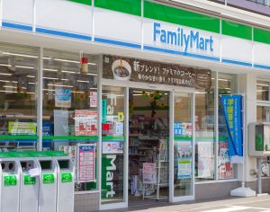 【日本】ファミリーマートFC加盟店、半数が時短営業を「検討したい」。12月以降に方向性示す