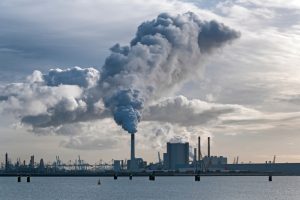 【国際】CO2排出多い業種で2℃目標整合性ある企業はわずか10%。欧州機関投資家の国際調査