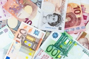 【ヨーロッパ】ECBと英銀、新型コロナで市中銀行への優遇融資と資産買入プログラム増額を発表