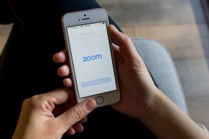 【国際】Zoom、フェイスブック連携機能による情報提供事実認める。米国では訴訟に発展