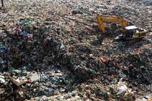 【マレーシア】ゴミ処理場で廃プラ由来と思われる有害物質検出。グリーンピース調査。政府に提言も