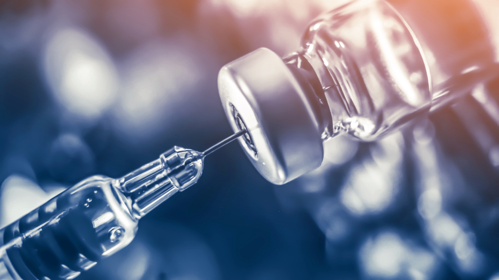 【イギリス】アストラゼネカ、新型コロナワクチンAZD1222の臨床試験再開。英医薬品・医療製品規制庁、安全性確認 1