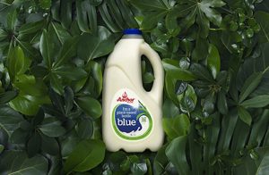 【ニュージーランド】フォンテラ、主力牛乳商品でさとうきび由来バイオ素材容器投入。CO2削減