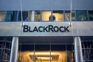 【国際】ブラックロック、2021年のフィンク・レターで気候変動と社会格差を強調。ESG投資のリターンに自信
