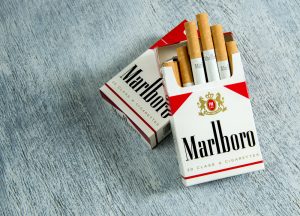 【イギリス】フィリップモリス、10年以内に紙たばこ販売中止に言及。2016年発表の戦略を継承