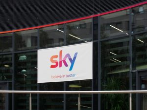 【イギリス】Sky、テレビ番組を通じた視聴者の脱炭素化促進を推奨。気候変動への知識不足解消と行動変容