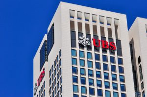 【アメリカ】UBS、従業員に100%リモートワーク機会提供。従業員86%が柔軟な勤務形態希望