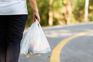【カナダ】小売大手Loblaw、使捨てプラ袋全廃へ。政府方針に先行対応