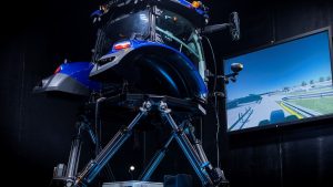 【イタリア】CNHインダストリアル、世界初の農機動的シミュレーター完成。EV視野のデジタルツイン