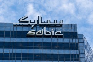 【国際】SABICとシノヴァ等3社、廃プラからオレフィン及び香料製造プラント開発で協働