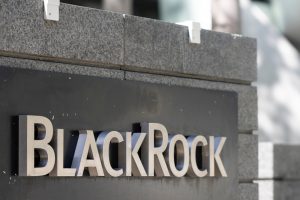 【国際】ブラックロックCEO、ESG巡る分断を「もはや醜悪」と批判。業績好調を強調