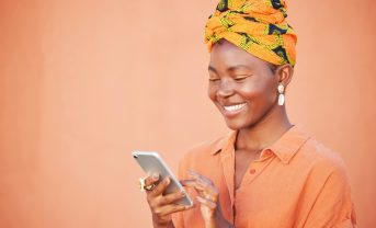 【国際】低中所得国の携帯電話のインターネット利用男女格差。2030年までに毎年1億人の利用者増必要