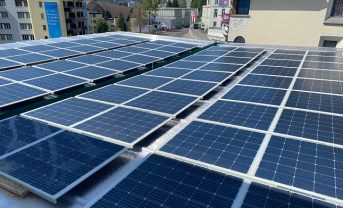 【ベルギー】SABICとSolarge、軽量太陽光発電パネル共同開発。50%超軽量化。工場屋根用に期待