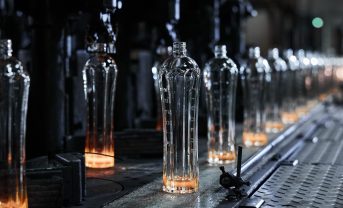【国際】バカルディとHrastnik1860、サンジェルマンの瓶生産で水素活用。CO2排出量30%削減