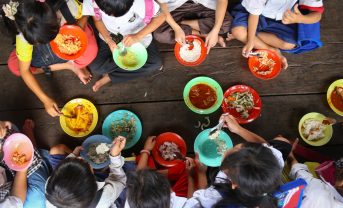 【アジア・オセアニア】FAO、食料安全保障と栄養で報告書。栄養不良人口3.7億人。5F危機