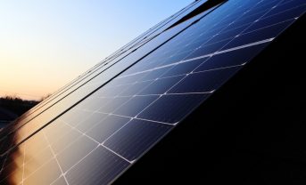 【中国】ソルベイと山東陽谷華泰化工、過酸化水素を増産へ。太陽光発電パネル需要増に対応