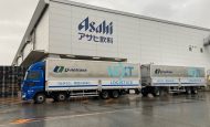 【日本】アサヒグループとNLJ、ダブル連結トラックでの工場間直送開始。物流2024年問題対応