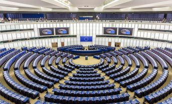 【EU】欧州議会、極右政党が新会派「欧州のための愛国者」結成。84議席で議会第3党に