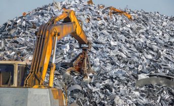 【アメリカ】豊田通商、鉄リサイクルRadius Recycling買収。1300億円投資