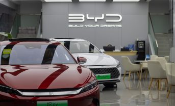 【日本】BYD、軽EVとEVトラックを2026年後半に日本市場投入へ。自動車専用船も続々