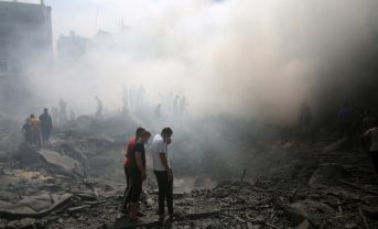 【国際】ファストリ、UNHCRと難民支援強化発表。ヒートテック寄贈や難民映画基金