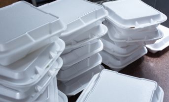【ガーナ】マハマ大統領、発泡スチロール性食品容器の輸入、製造、使用禁止。環境汚染
