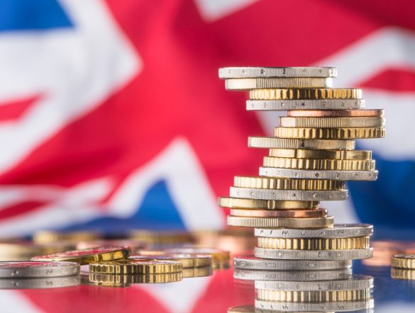 【イギリス】財務省、金融改革「リーズ改革」発表。規制緩和を柱。1.5℃整合性は強化