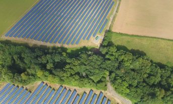 【アメリカ】農務省、農地での太陽光・風力補助金を制限。50kW以下は補助継続