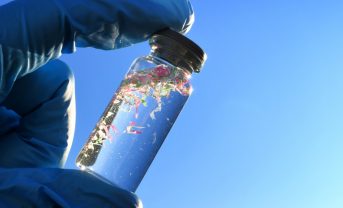 【国際】プラスチック汚染、内臓疾患や生殖・認知障害など深刻な健康リスク。ランセット警鐘
