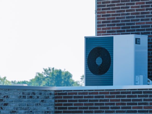 【イギリス】ヒートポンプ導入義務制度を2032年まで延長へ。新築住宅や国内製造投資の優遇検討