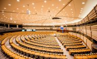 【EU】欧州議会本会議、CSRDとCSDDDの簡素化交渉方針を否決。交渉熾烈化