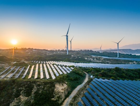 【国際】2024年の再エネ発電量9.8%増で過去最高の成長率。シェアは31.7%。IRENA