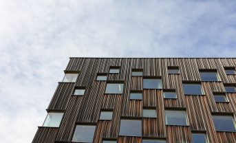 【日本】政府、温対法SHKルール改正へ。森林経営と木材利用での吸収量算定可能に