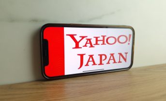 【日本】LINEヤフー、釣り見出し記事を問題視。ガイドライン適用で掲出量減少措置も